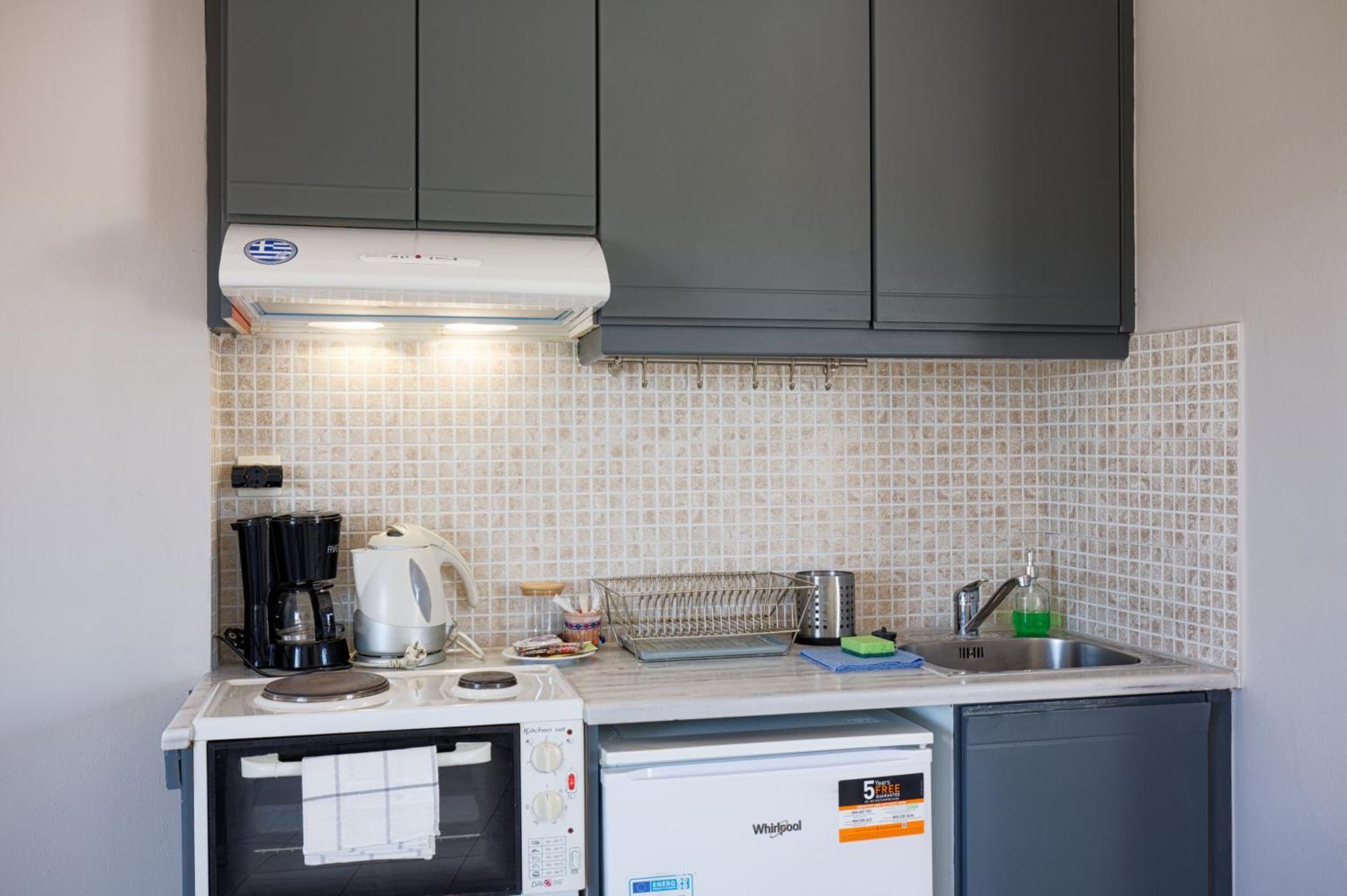 Yasmine Apartments And Rooms คาโตดารัตโซ ภายนอก รูปภาพ