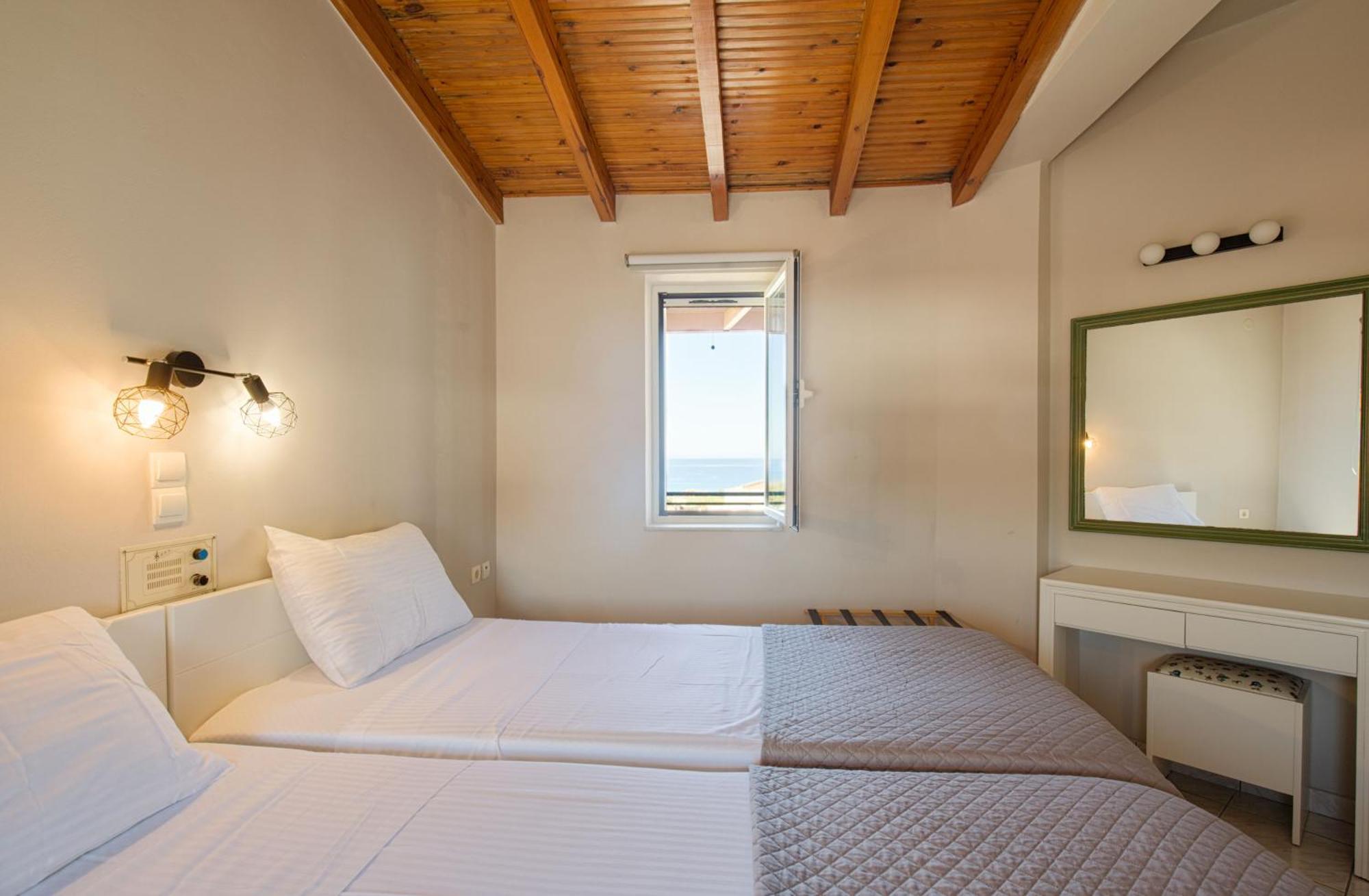 Yasmine Apartments And Rooms คาโตดารัตโซ ภายนอก รูปภาพ