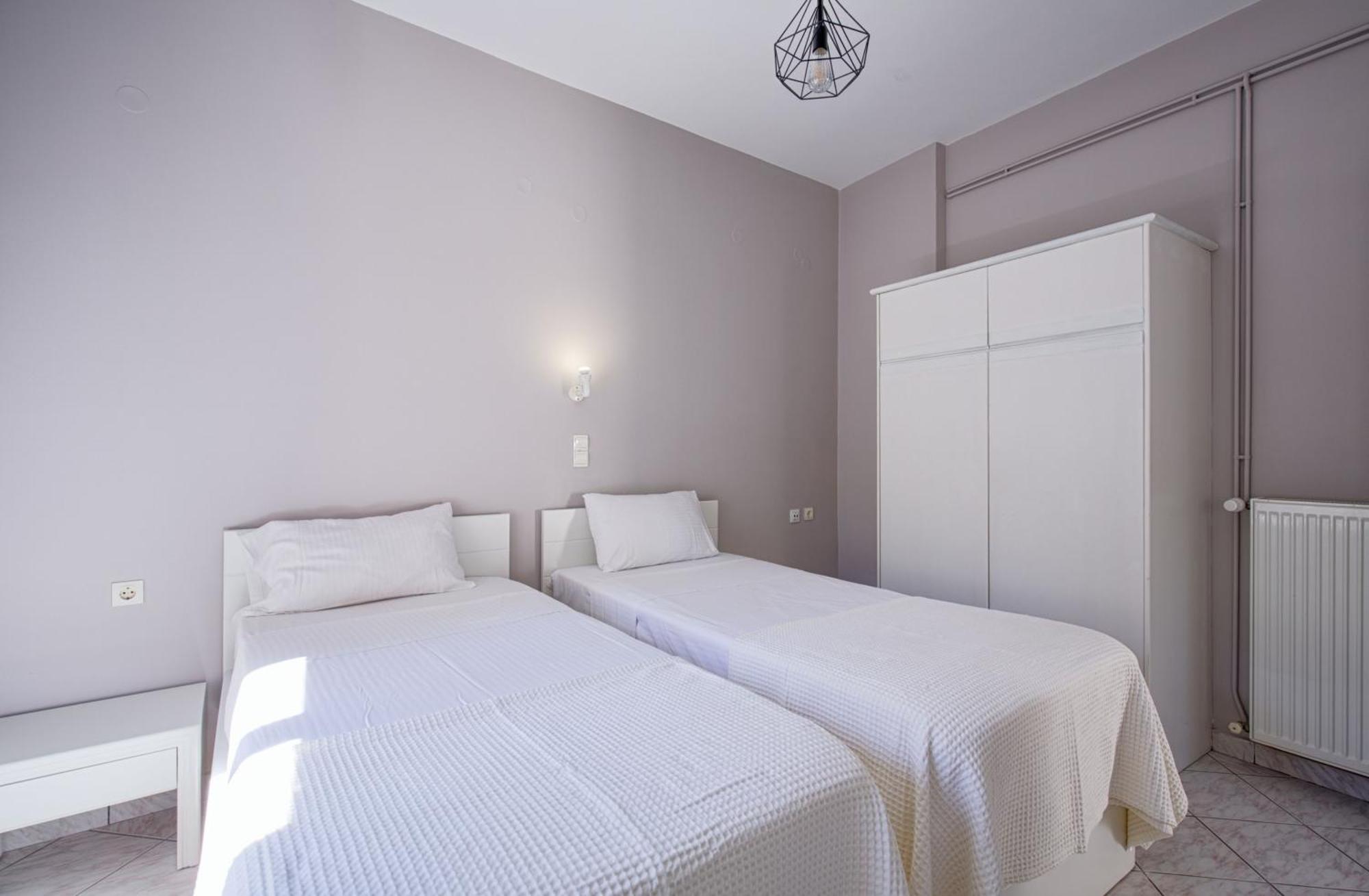 Yasmine Apartments And Rooms คาโตดารัตโซ ภายนอก รูปภาพ
