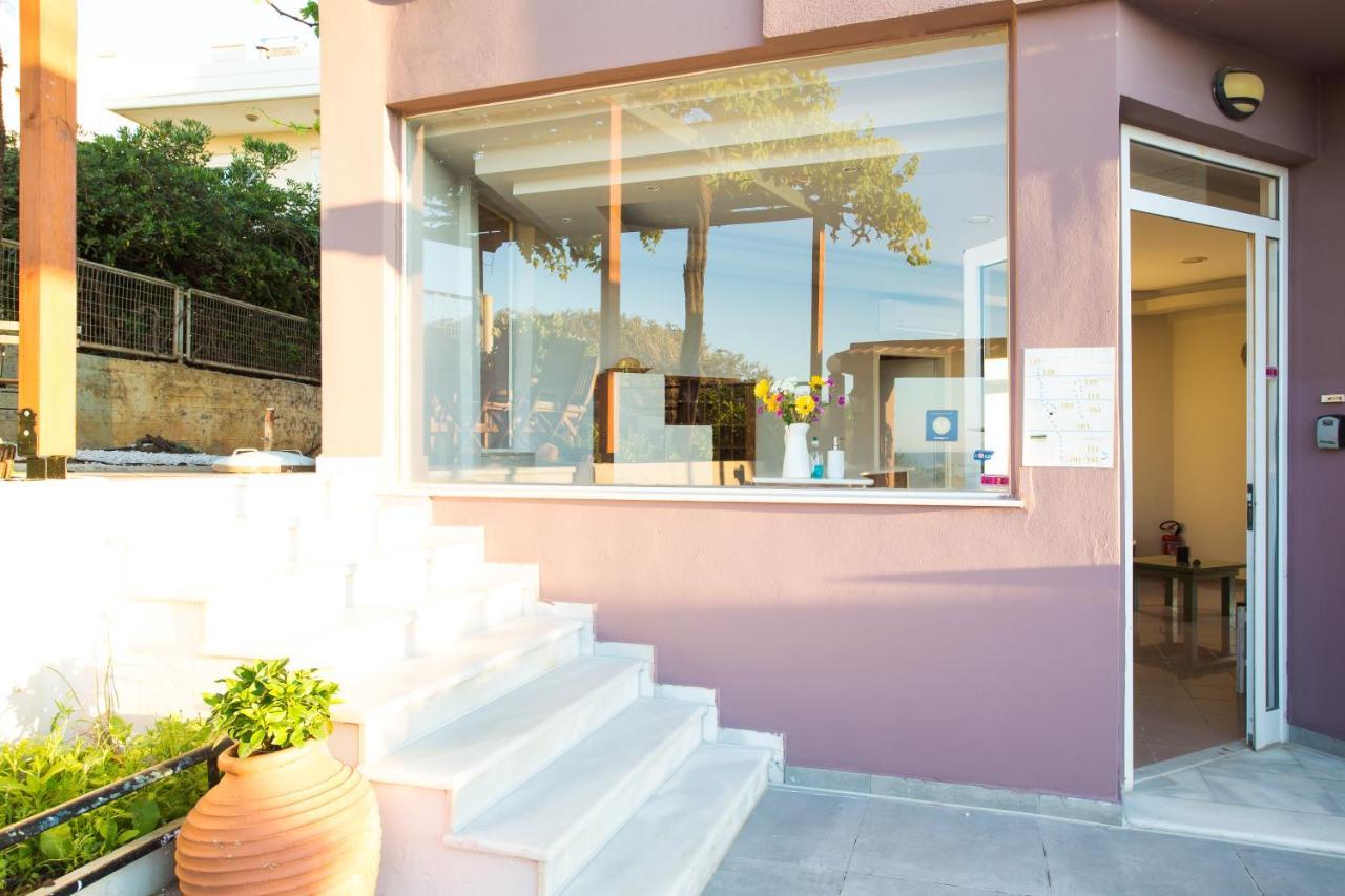 Yasmine Apartments And Rooms คาโตดารัตโซ ภายนอก รูปภาพ