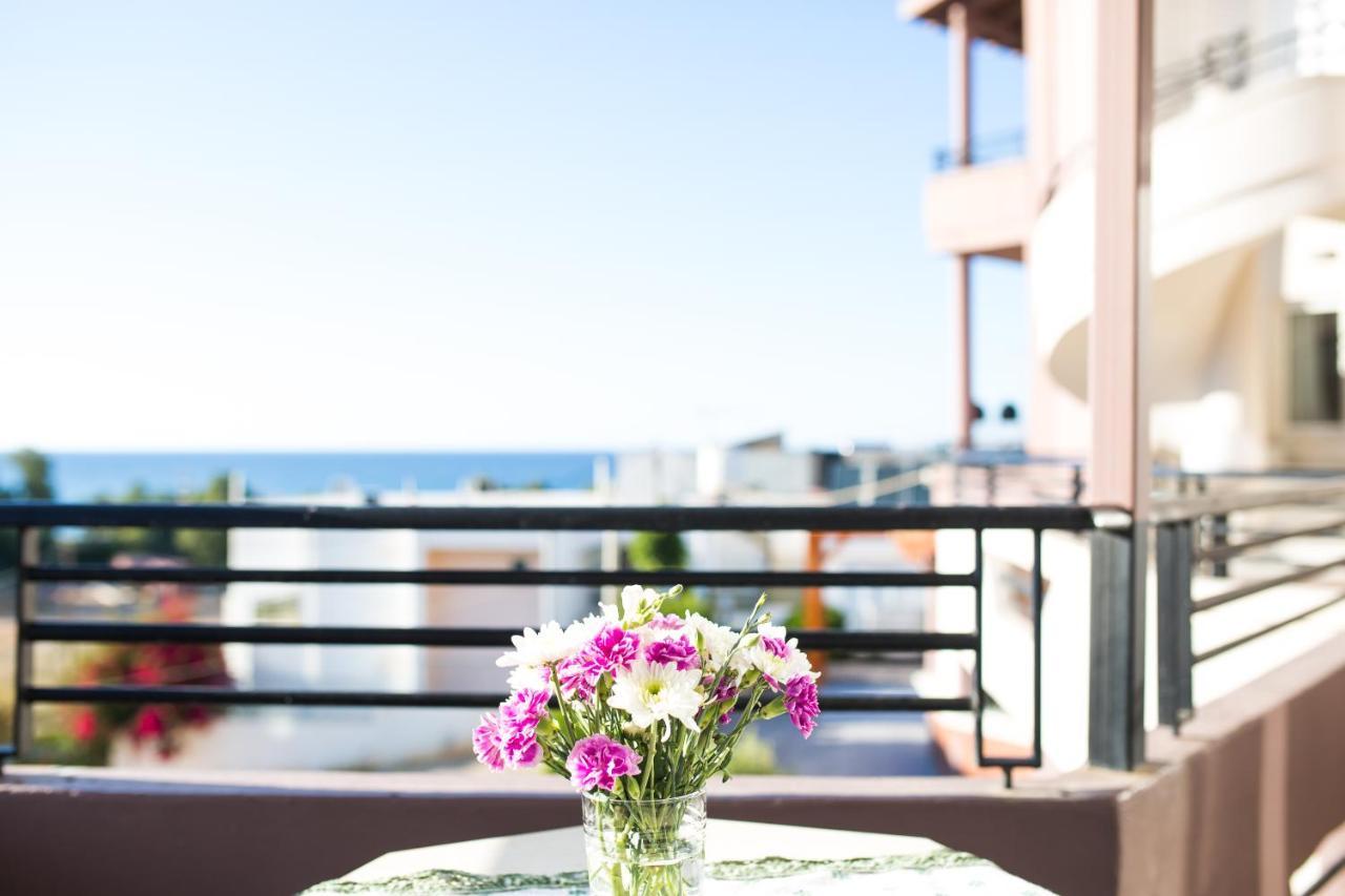 Yasmine Apartments And Rooms คาโตดารัตโซ ภายนอก รูปภาพ